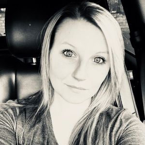 Meet your Posher, Pamela